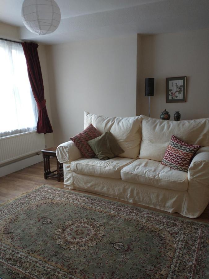 Spacious 2-Bed Apartment In Ruthin Zewnętrze zdjęcie